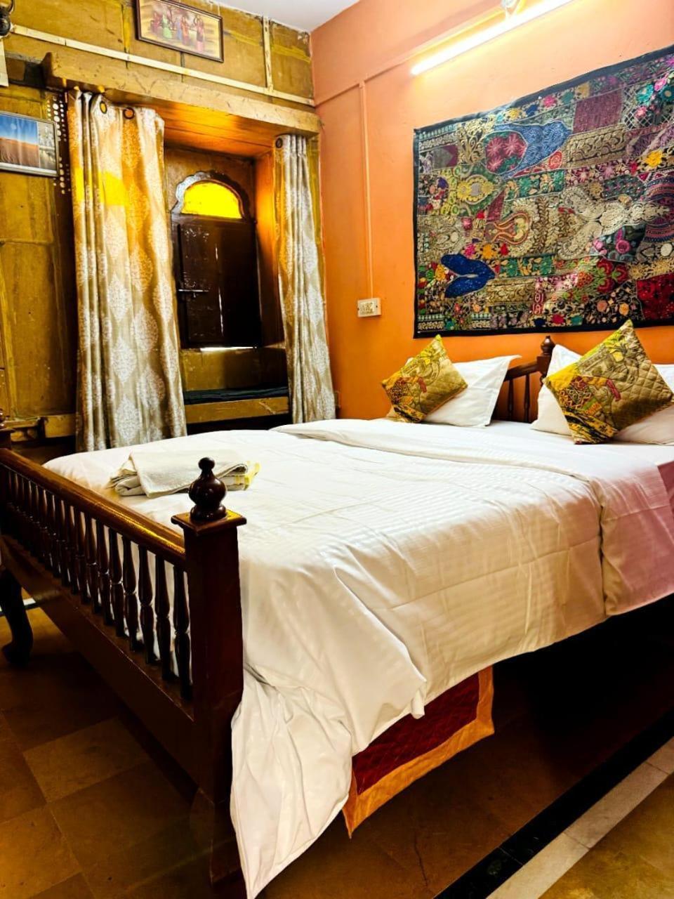 Little * Jaisalmer